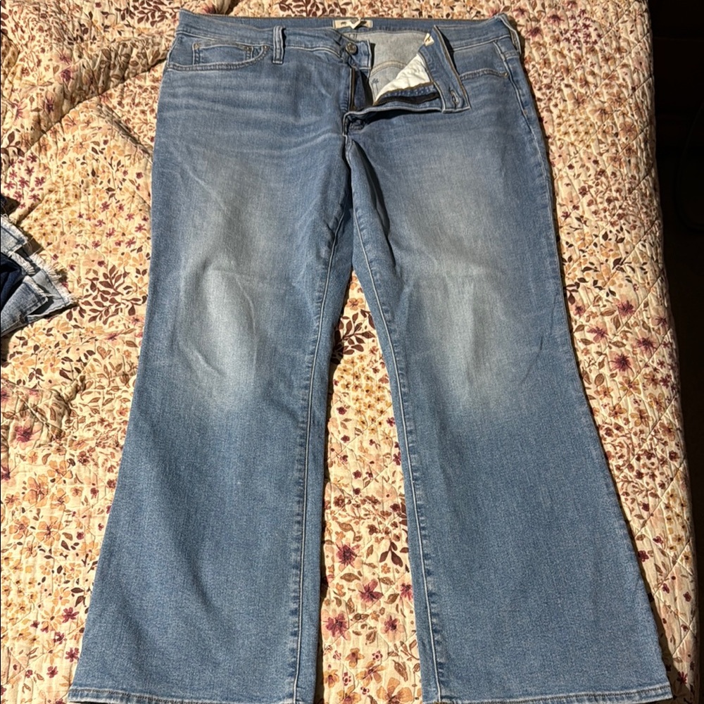 Madewell Kick Out Jeans